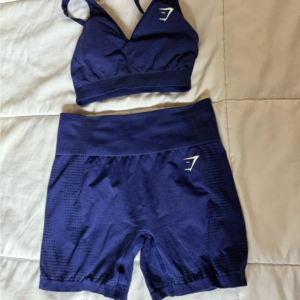 Gymshark Set - Picture 2 of 4